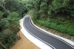 市道瀬世松崎線道路改良工事